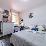 Beau studio à 50m de la plage